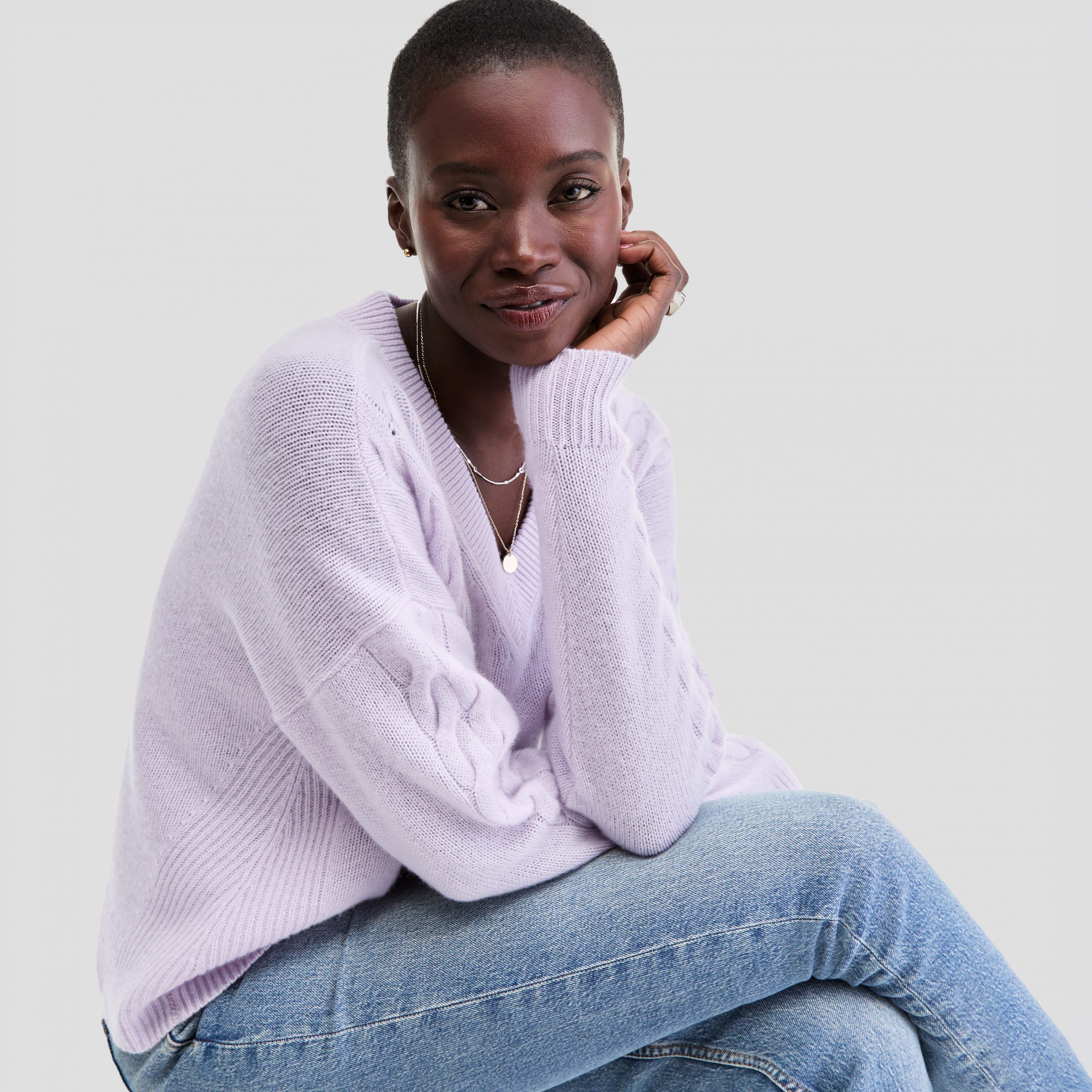 Lavender Cable Knit and Denim: Relaxed Texture Play Lavender Cable Knit and Denim: Relaxed Texture Play β Oversized Sweater Outfits
