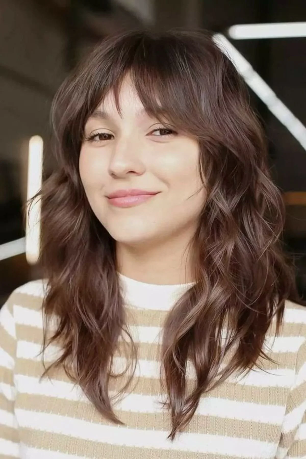 Shag With Textured Waves Shag With Textured Waves β Winter Hairstyles with Bangs