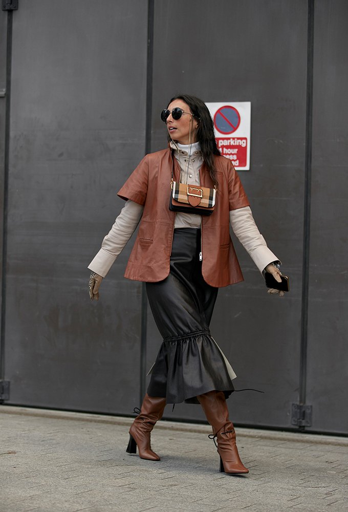 Ruffled Leather Midi Skirt with Short-Sleeved Jacket Ruffled Leather Midi Skirt with Short-Sleeved Jacket β Winter Skirt Outfits