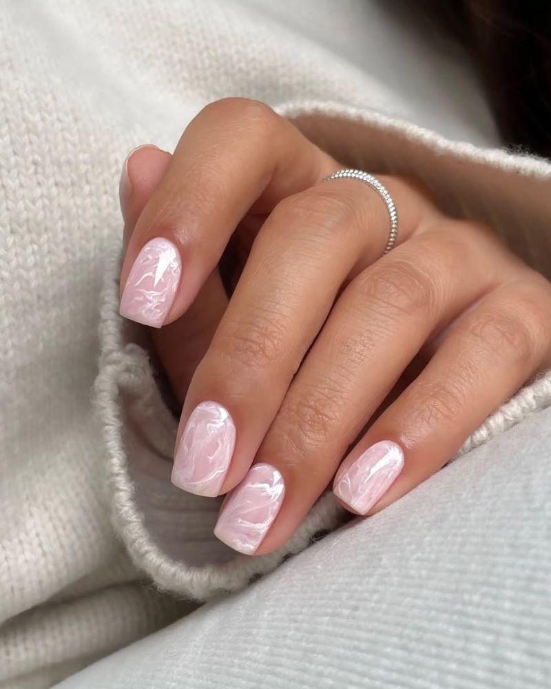 Soft Pink Marble on Short Square Nails — Winter Marble Nails