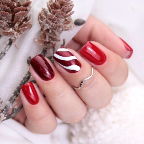Short Square Christmas Tree Glitter Short Square Christmas Tree Glitter β Cherry Red Christmas Nails 2026