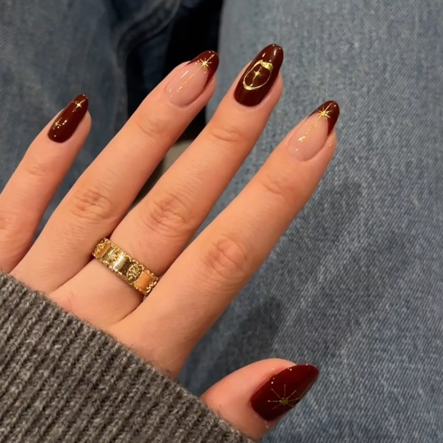Burgundy French Tips with Celestial Gold Accents Burgundy French Tips with Celestial Gold Accents β Burgundy Nails