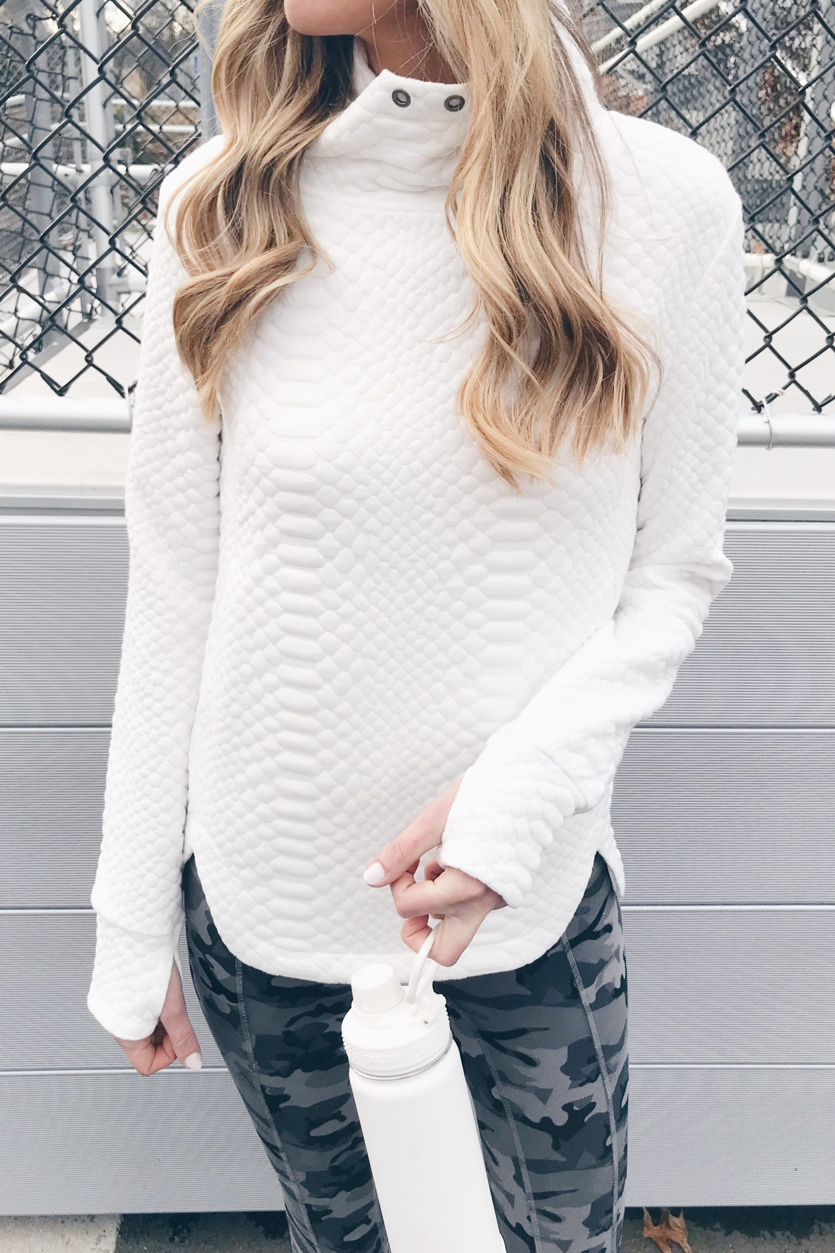 Quilted Mock Neck Sweatshirt with Camouflage Leggings Quilted Mock Neck Sweatshirt with Camouflage Leggings β Winter Athleisure Outfits