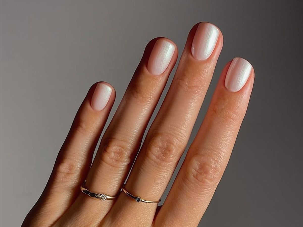 Luminous Pearl White Shimmer Gloss — Minimalist New Years Nails 2027
