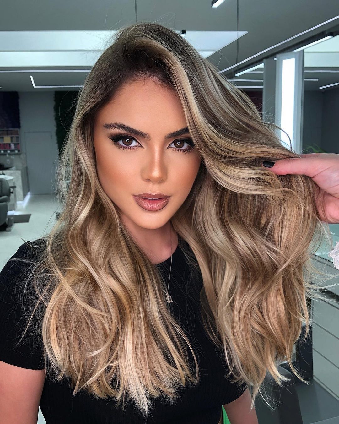 Curtain Bangs Visual Idea Curtain Bangs Visual Idea β Lowlights for Blonde Hair