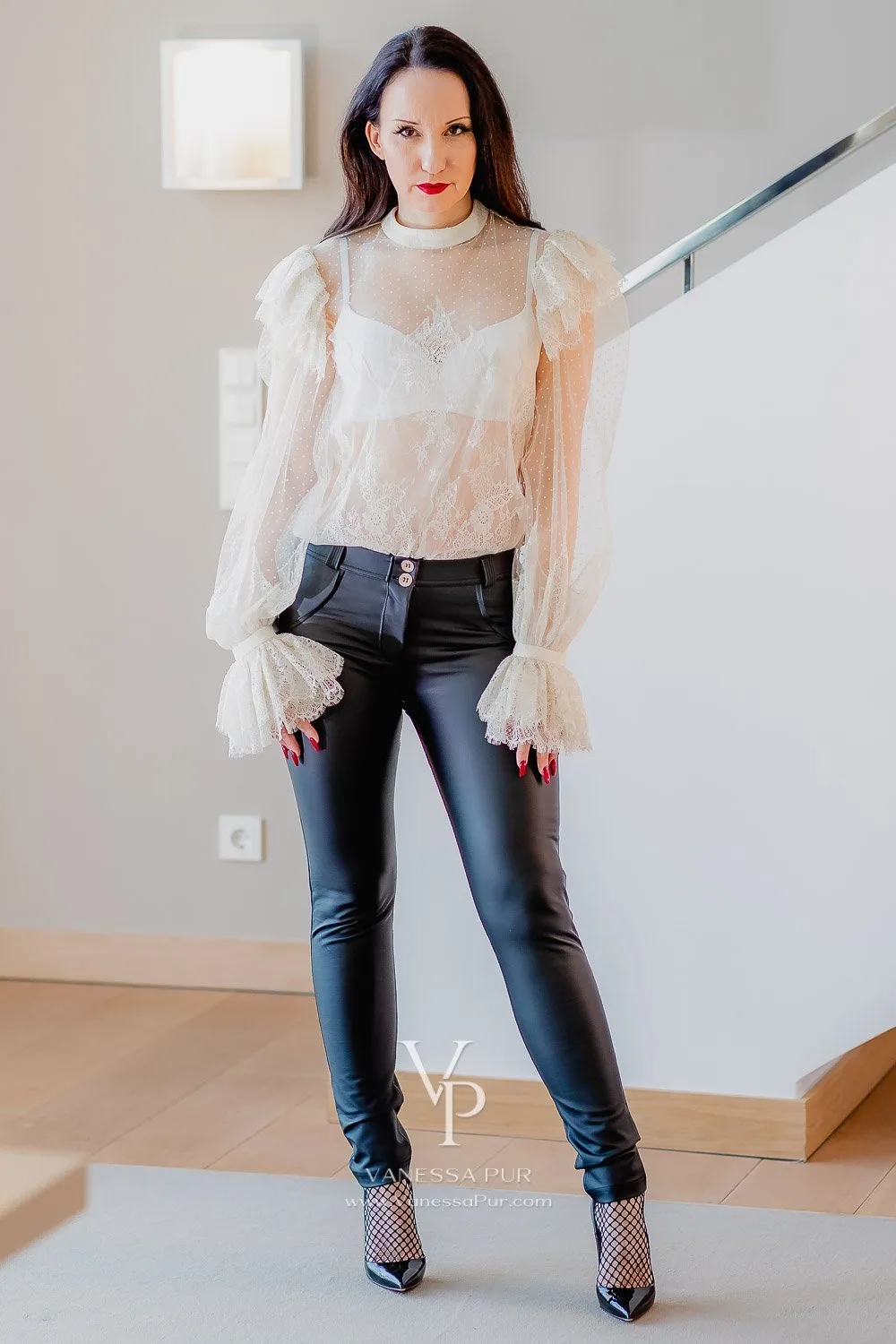 Black Leather Pants with Voluminous Lace Blouse and Fishnet Heels — Leather Pants Outfits