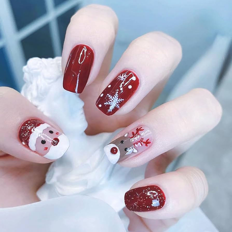 Festive Christmas Character Nails Festive Christmas Character Nails β Short Winter Square Nails