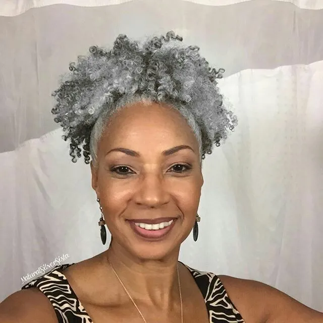 Collarbone Visual Idea — Winter Hairstyles for Black Women