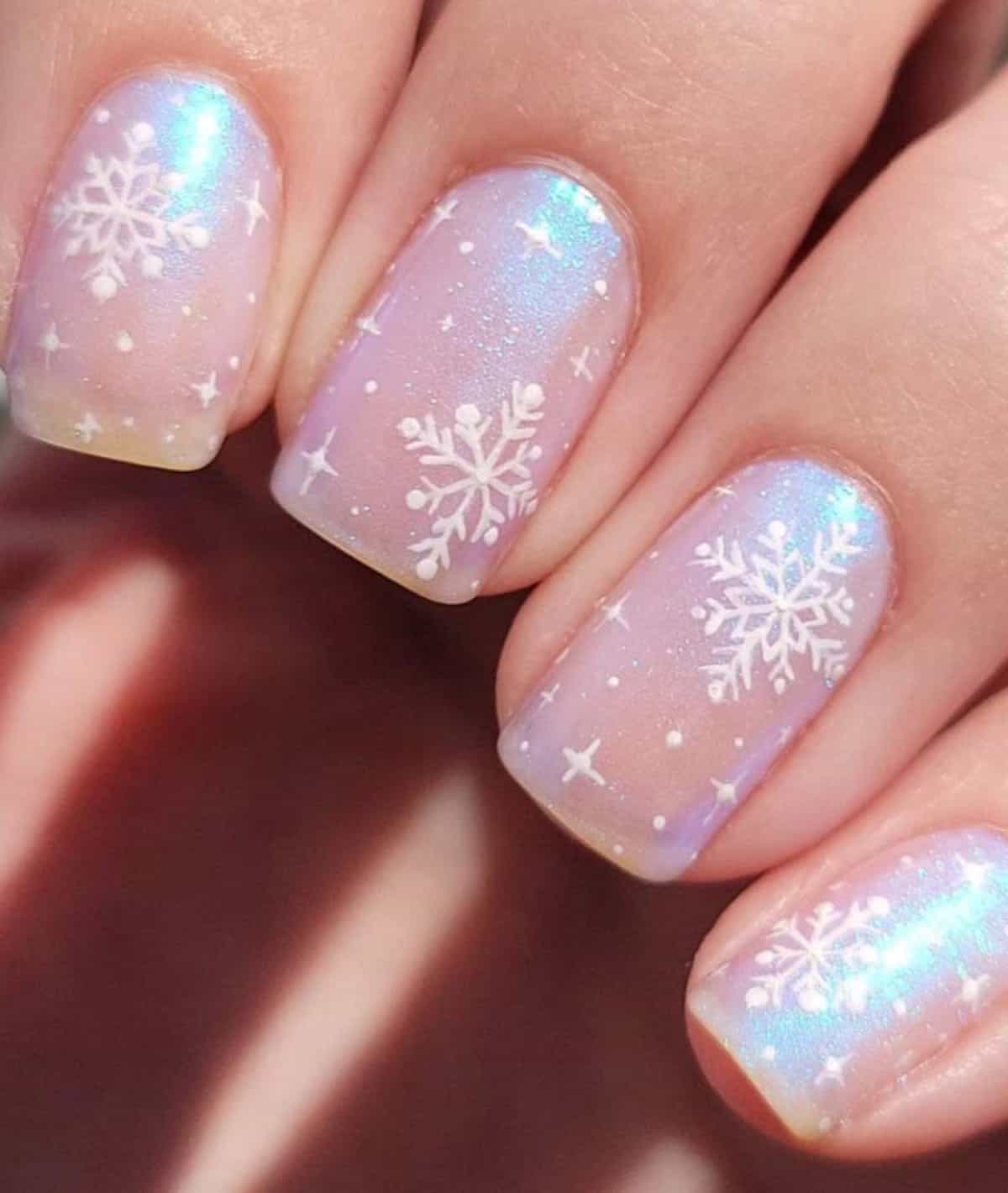 Shimmer Iridescent Visual Idea — Minimalist Christmas Nails 2026