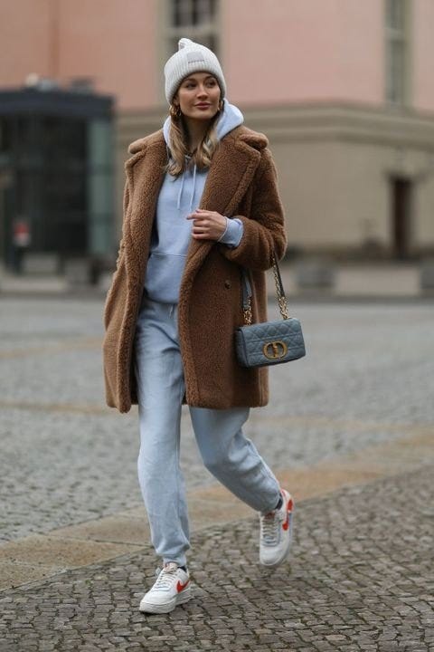 Teddy Coat Over Athleisure Set with Beanie Teddy Coat Over Athleisure Set with Beanie β Winter Outfits for Petite Women