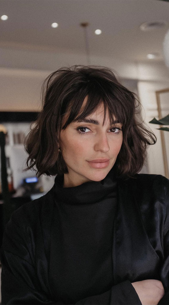 Chin Visual Idea Chin Visual Idea β Winter Hairstyles with Bangs