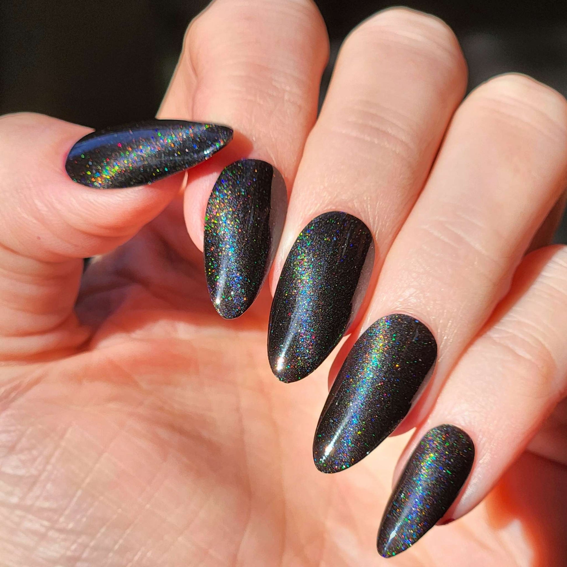 Black Holographic Cat Eye Stilettos — Winter Cat Eye Nails