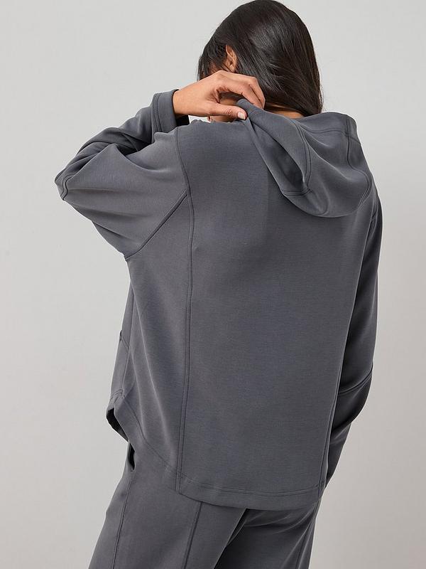 Relaxed Fit Grey Fleece Hoodie Relaxed Fit Grey Fleece Hoodie β Winter Athleisure Outfits