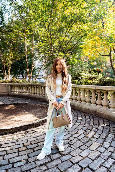 Light-Colored Coat Over White Top And Wide-Leg Jeans — Camel Coat Outfits