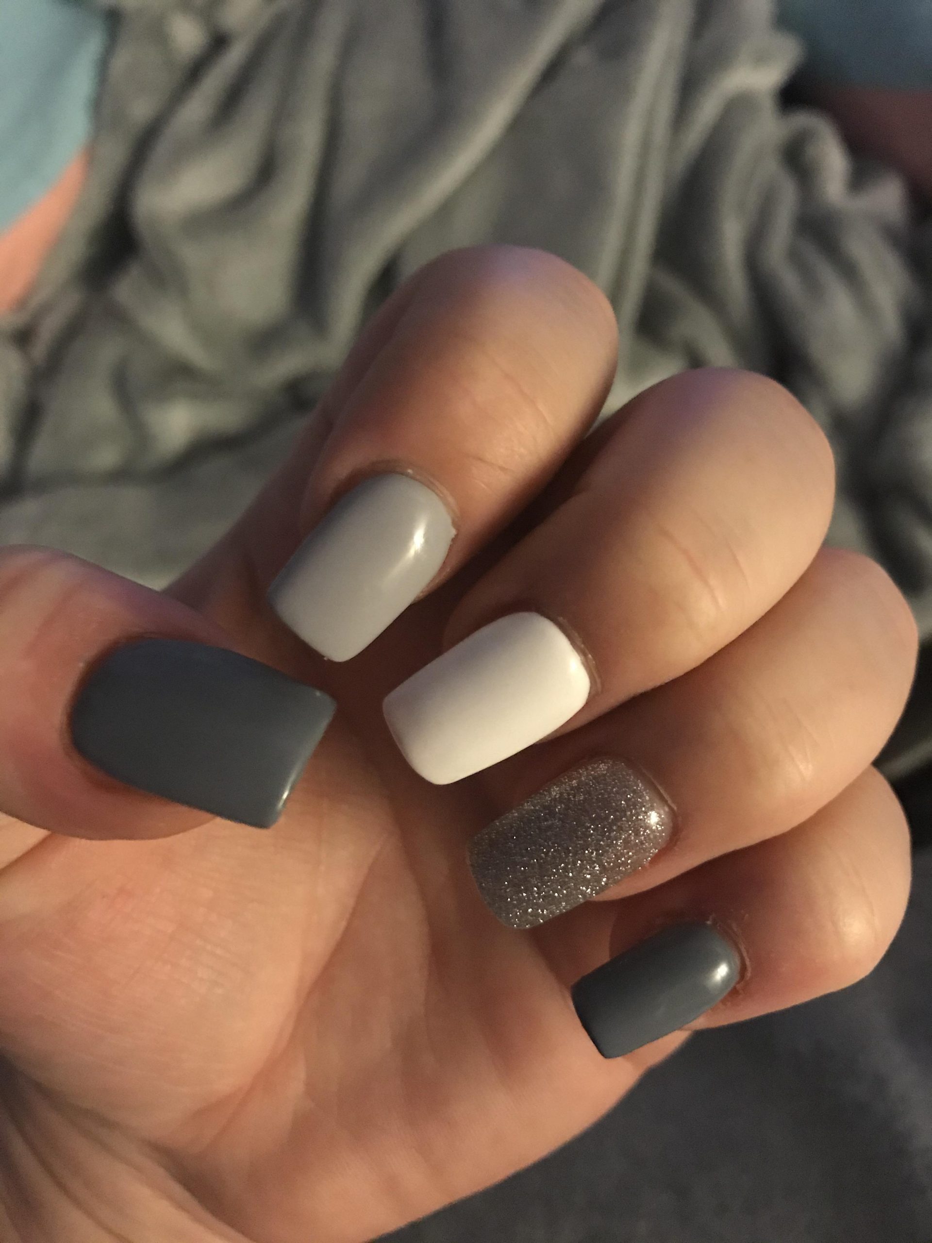 Mix Of Solid Colors And Glitter Visual Idea — Winter Gray Nails