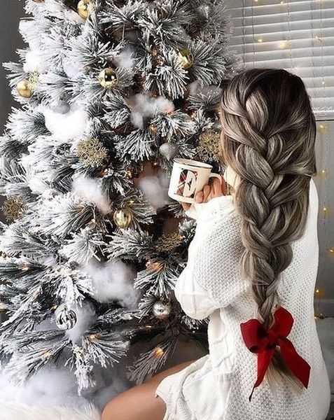 Long Braided Ponytail With Festive Bow Long Braided Ponytail With Festive Bow β Winter Hairstyles