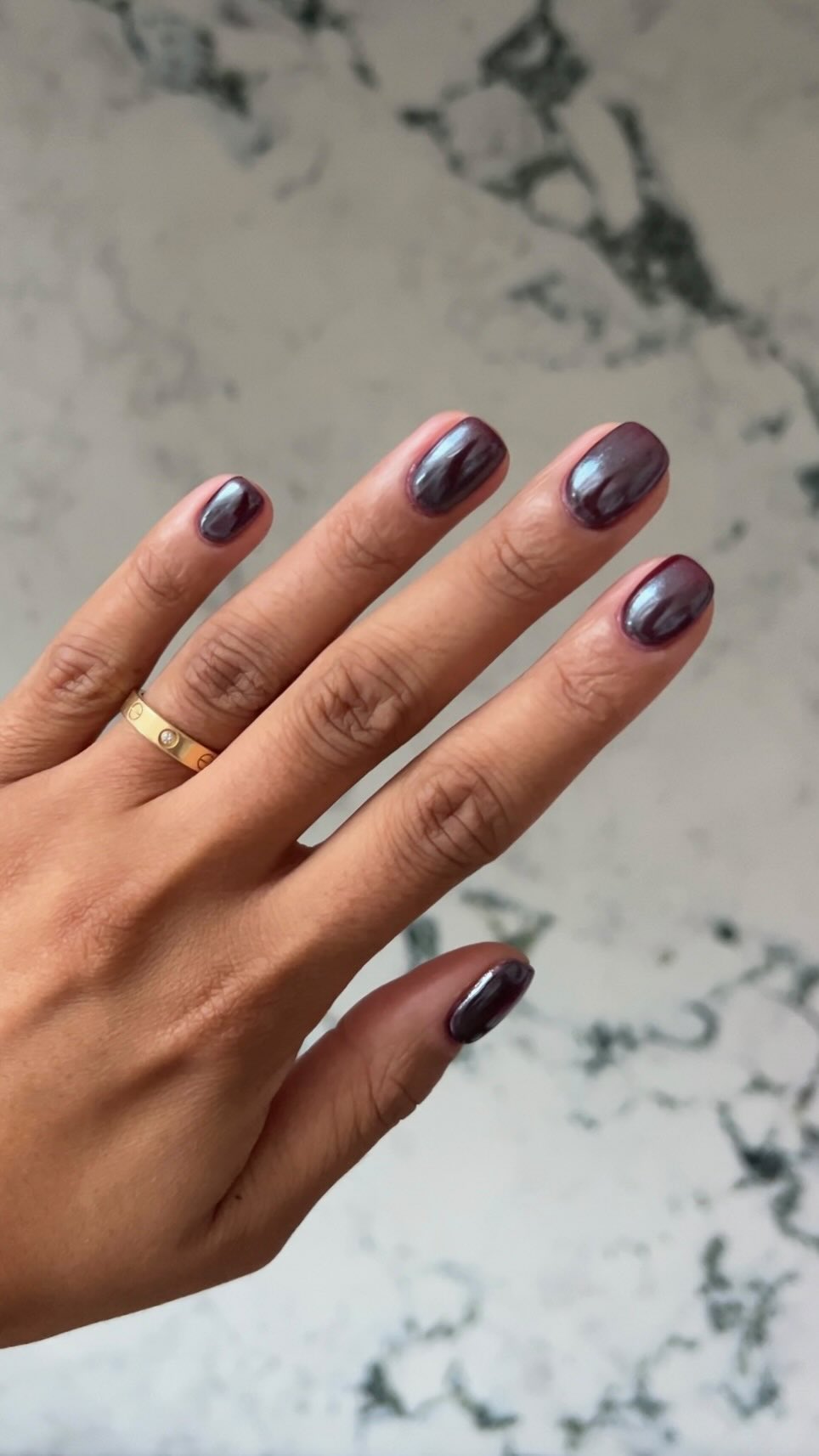 Short Oval Deep Plum Iridescent Chrome Short Oval Deep Plum Iridescent Chrome β Winter Chrome Nails