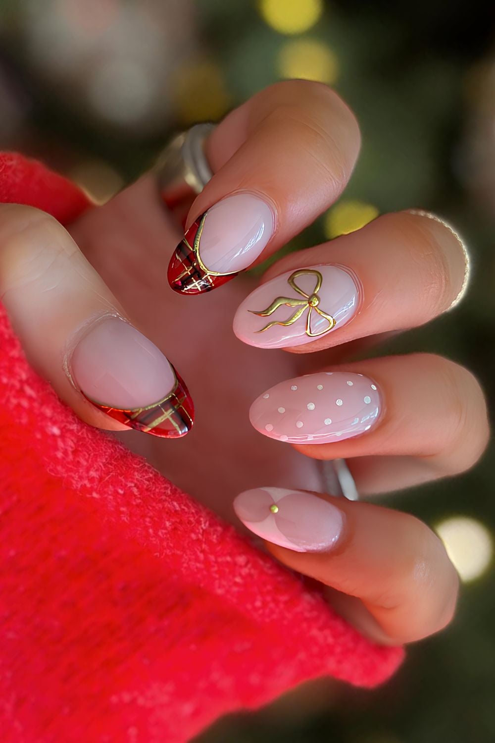 Winter Holiday Visual Idea Winter Holiday Visual Idea β Winter Bow Nails