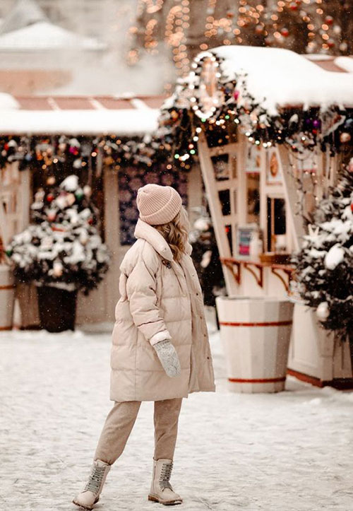 Puffer Coat Perfection: Festive Market Ready — Europe Winter Outfits