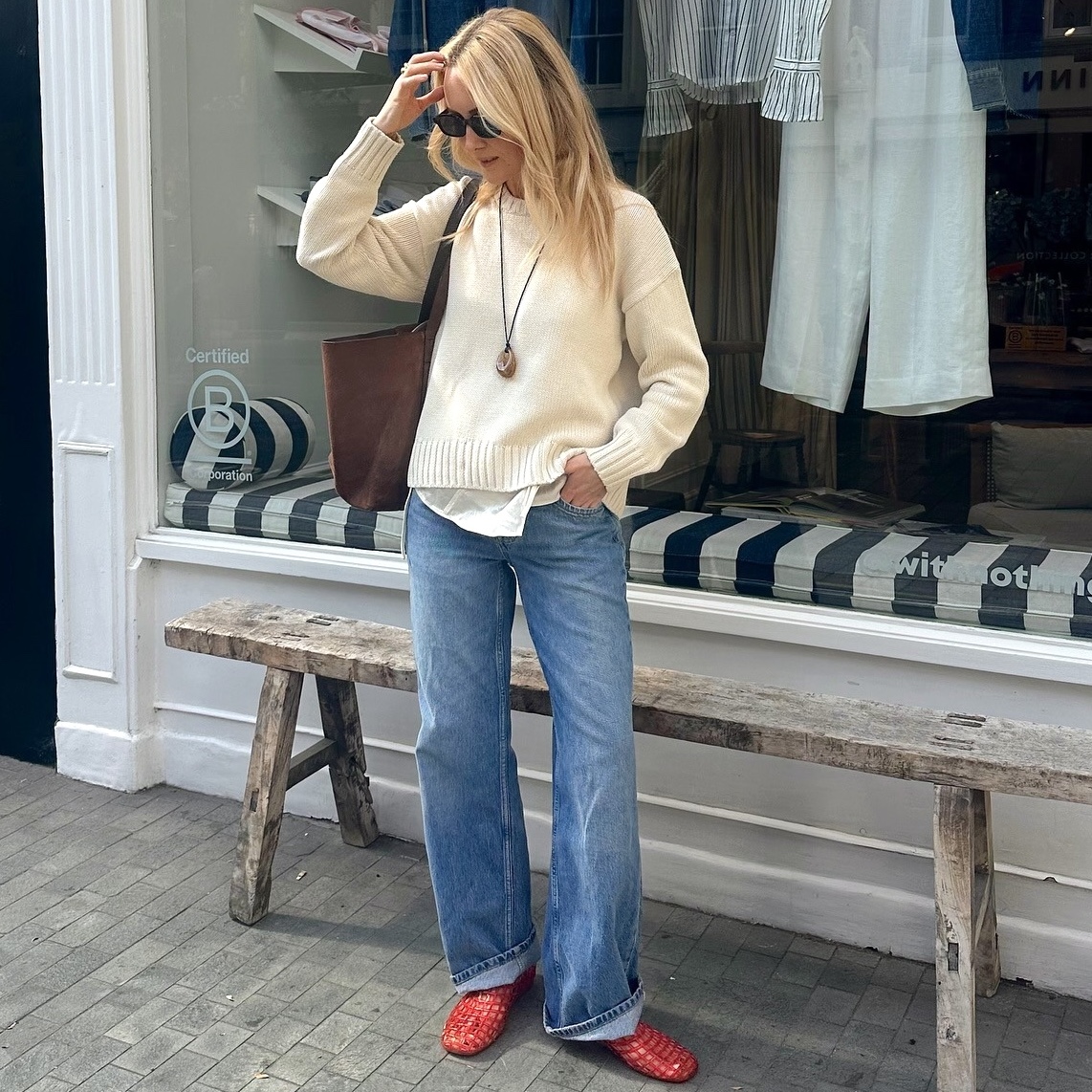 Cream Sweater Layered Over Button-Down: Casual Chic with Red Flats Cream Sweater Layered Over Button-Down: Casual Chic with Red Flats β Oversized Sweater Outfits