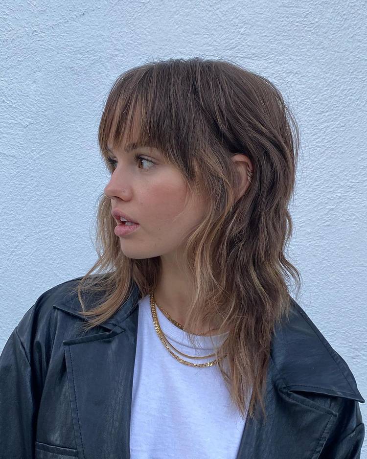 Brown Blonde Shag Choppy Bangs Tousled Brown Blonde Shag Choppy Bangs Tousled β Winter Layered Haircuts