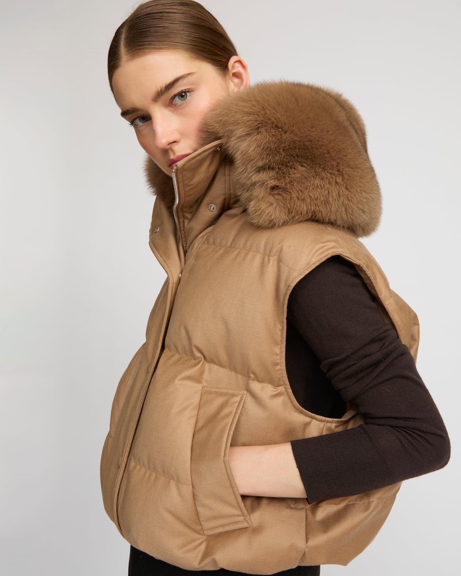 Fur-Trimmed Puffer Vest for Elevated Layering Fur-Trimmed Puffer Vest for Elevated Layering β Scandinavian Winter Outfits