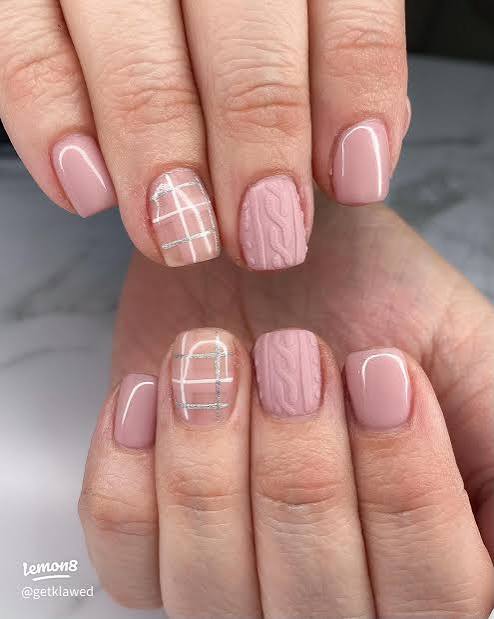 Long Stiletto Pink Beige Knit & Plaid — Sweater Nails