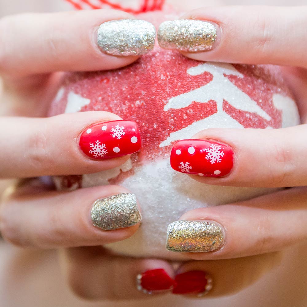 Clean Painting Precise Details Visual Idea Clean Painting Precise Details Visual Idea β Winter Party Nails