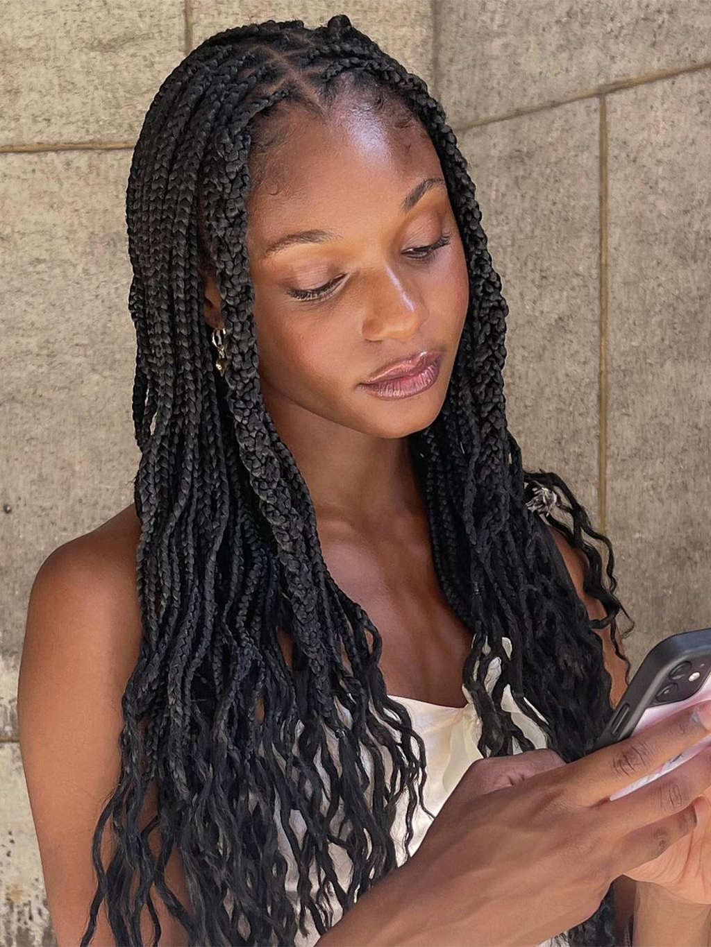Mid-Back Box Braids with Wavy Ends — Winter Braids for Black Women