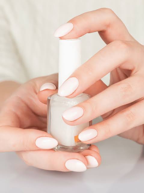 One Hand Sheer Milky Pale Pink Short Square Nails One Hand Sheer Milky Pale Pink Short Square Nails β Milky White Nails