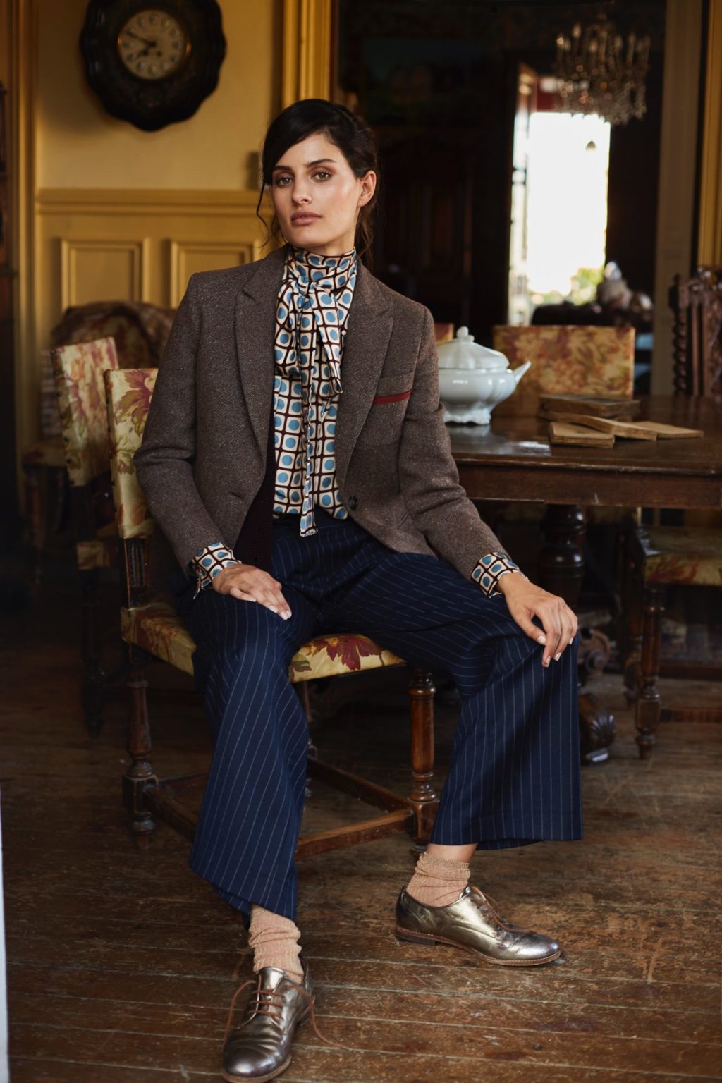 Smart Casual: Tweed Blazer and Oxfords Smart Casual: Tweed Blazer and Oxfords β Winter Capsule Wardrobe