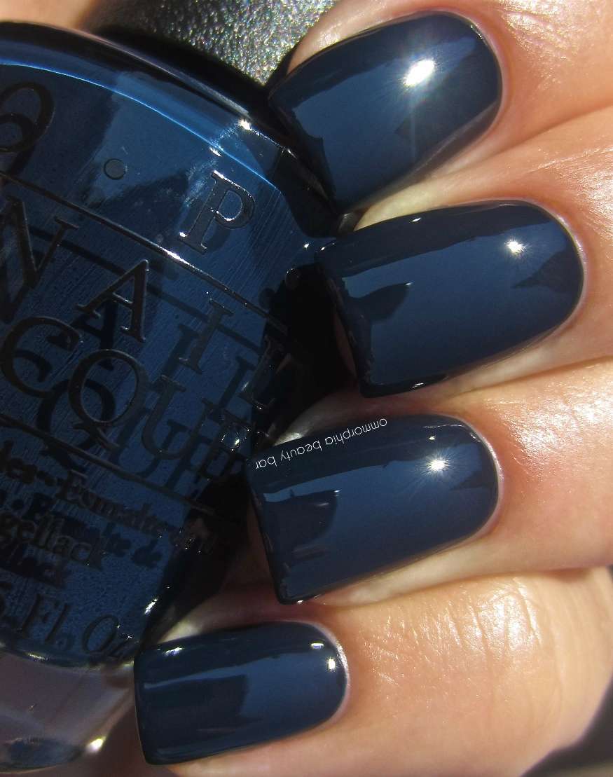 Macro Shot Deep Navy Ovals — Navy Blue Nails