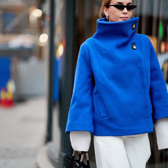 Bold Blue Asymmetrical Jacket with White Trousers Bold Blue Asymmetrical Jacket with White Trousers β Scandinavian Winter Outfits