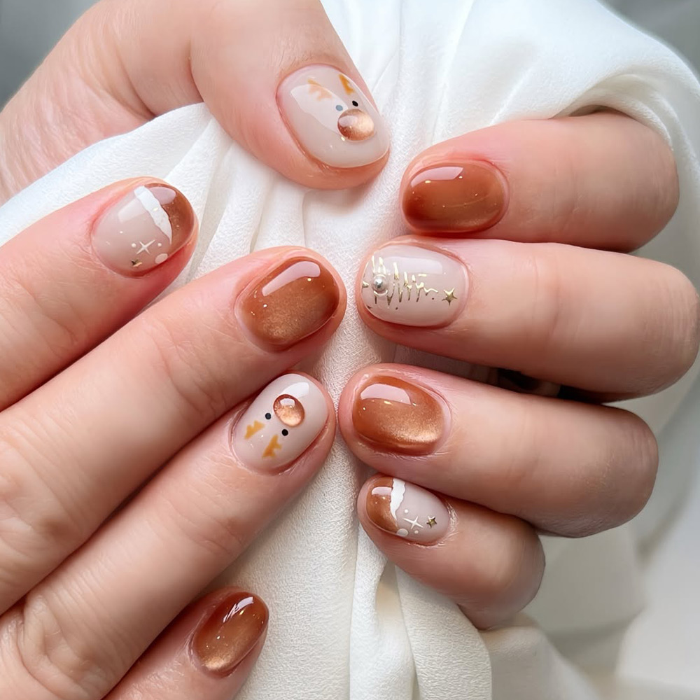Short Oval Nude Reindeer French Tips — Winter Nail Designs