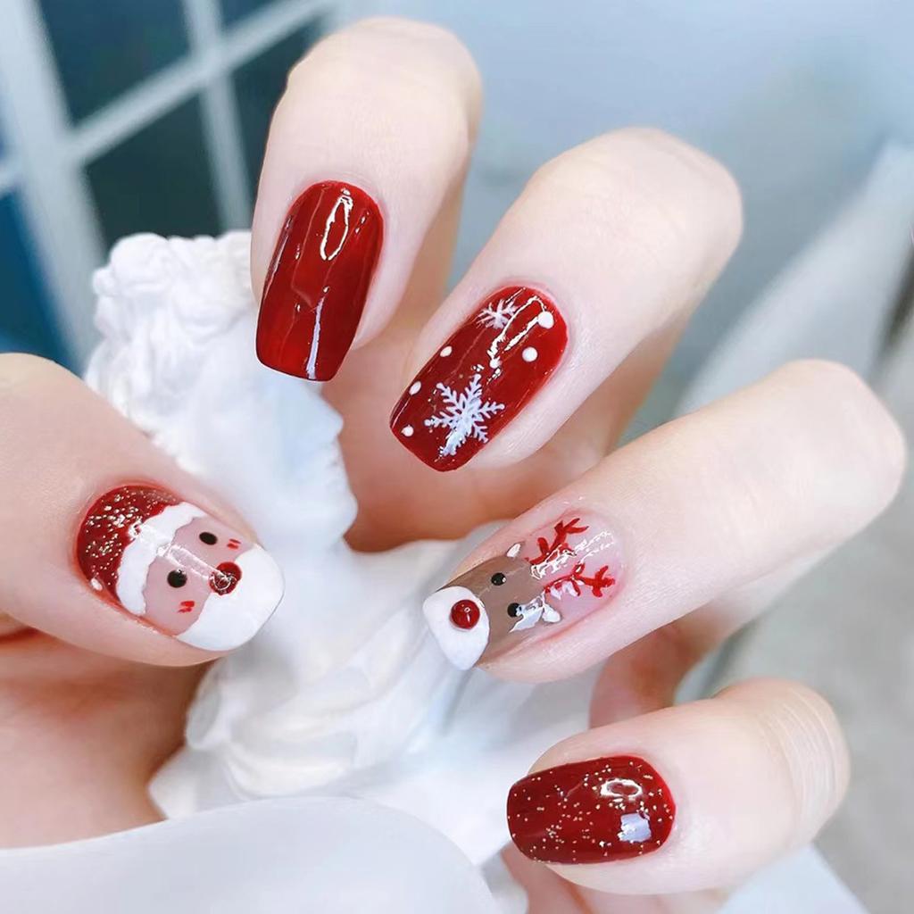 Short Oval Character Art Nails Short Oval Character Art Nails β Christmas Oval Nails 2026