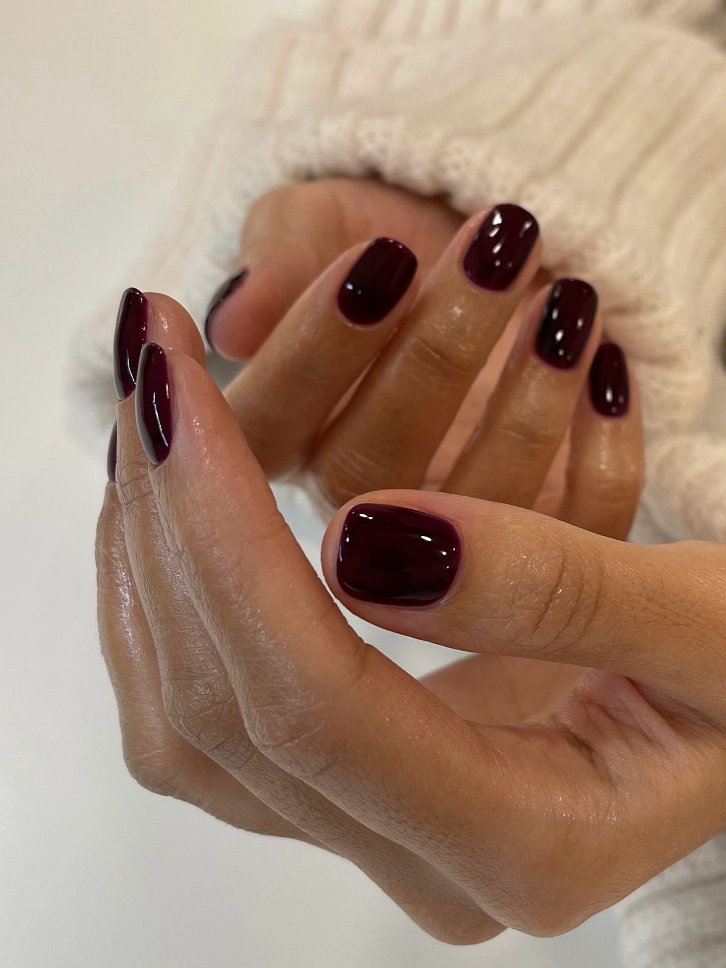 Short Square Deep Wine Red Gloss Short Square Deep Wine Red Gloss β Wine Christmas Nails 2026