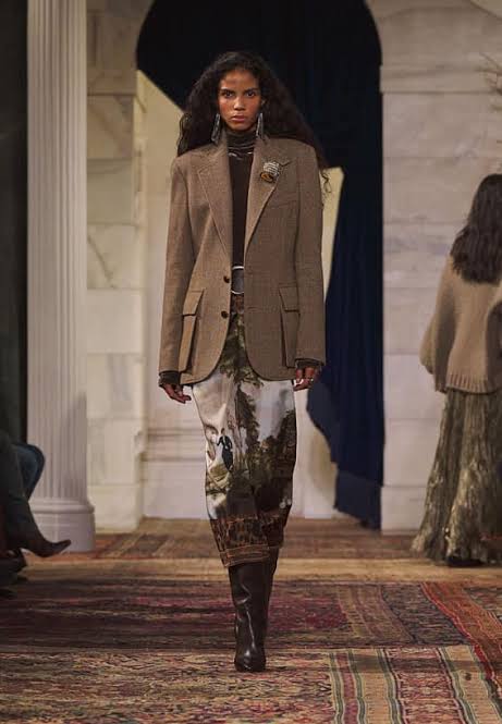 Tweed Blazer and Printed Skirt: Smart European Sophistication — Europe Winter Outfits