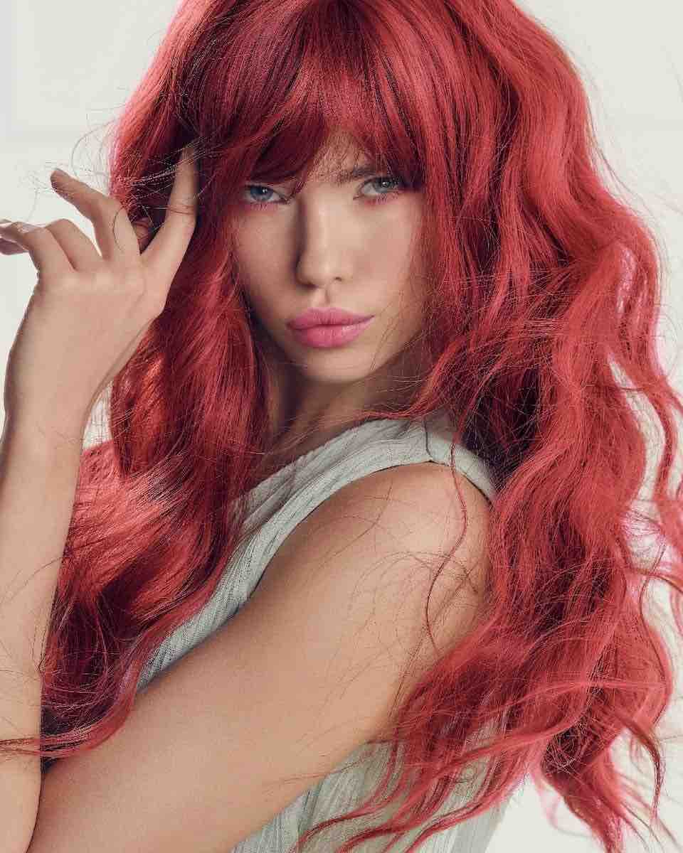 Long Bright Red Shag With Curls Long Bright Red Shag With Curls β Winter Shag Haircuts