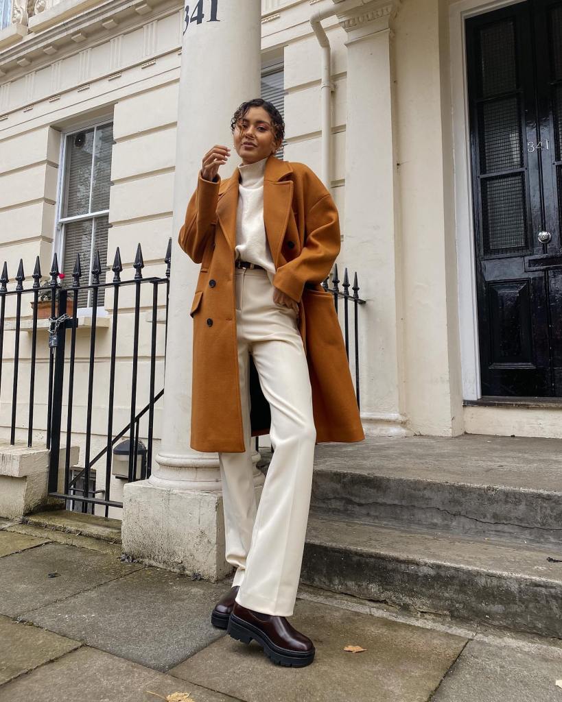 Oversized Camel Coat and Cream Turtleneck for Cozy Warmth Oversized Camel Coat and Cream Turtleneck for Cozy Warmth β Nashville Winter Outfits