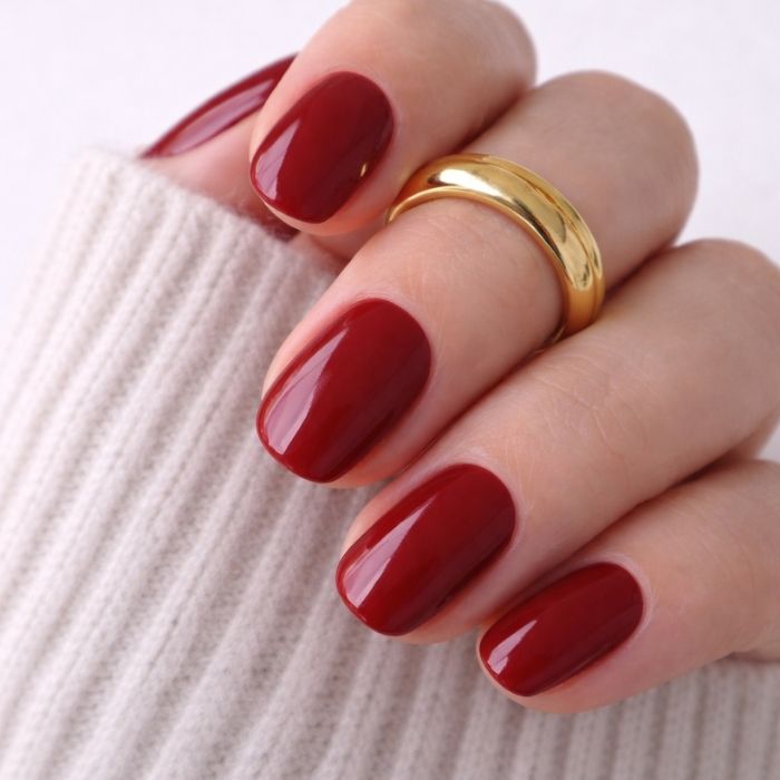 Deep Red Glossy Short Oval Nails Deep Red Glossy Short Oval Nails β Winter Work Nails