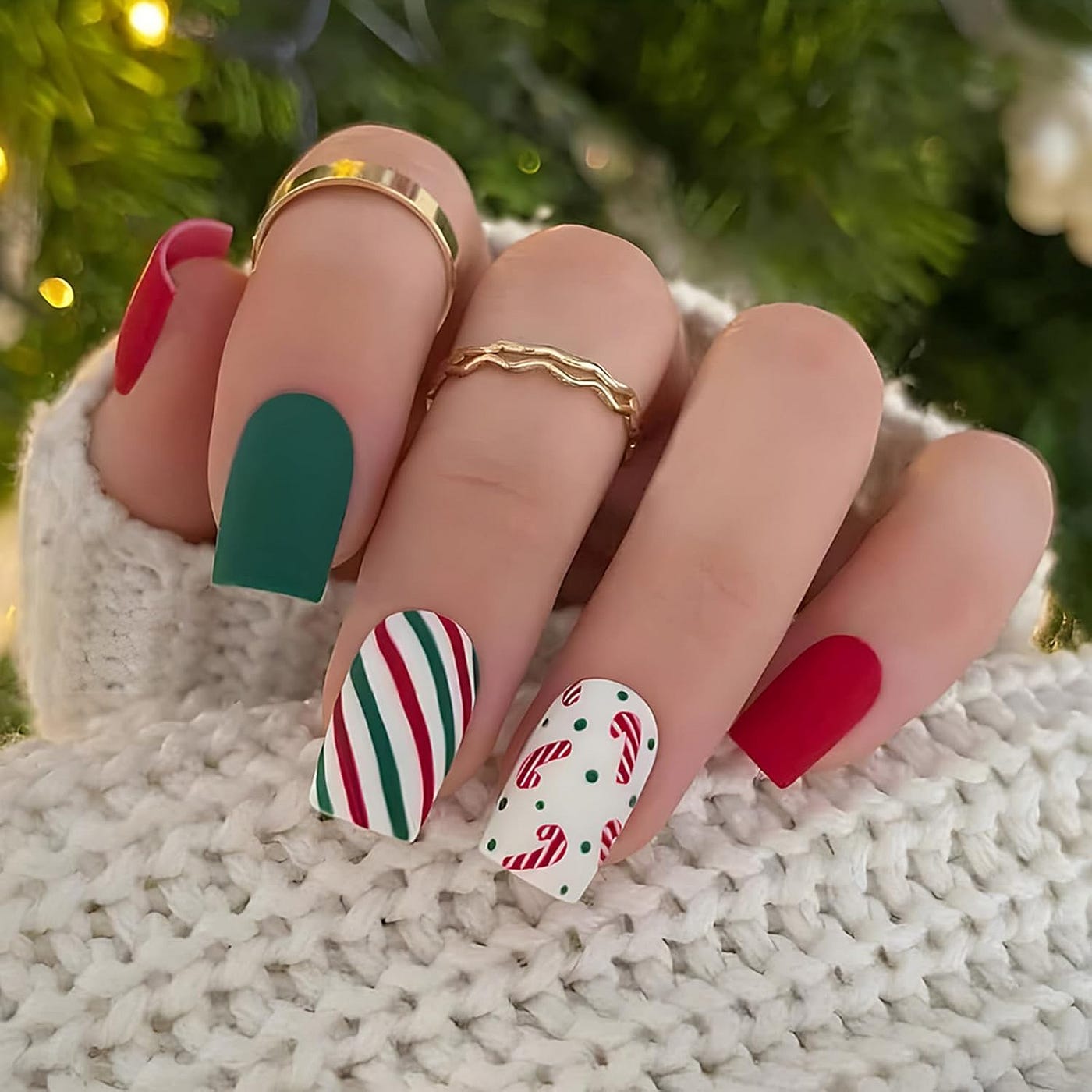 Matte Festive Stripes and Candy Canes Matte Festive Stripes and Candy Canes β Cute Christmas Nails 2026