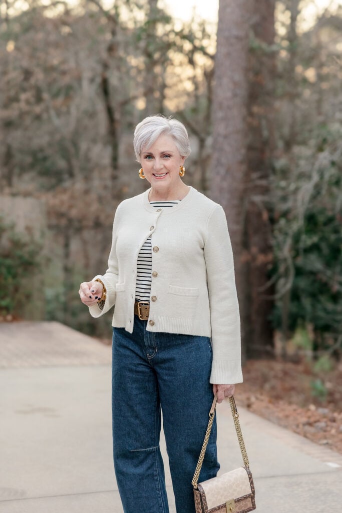 Effortless Casual: Cardigan Over Stripes and Wide-Leg Jeans Effortless Casual: Cardigan Over Stripes and Wide-Leg Jeans β Winter Outfits for Women Over 50