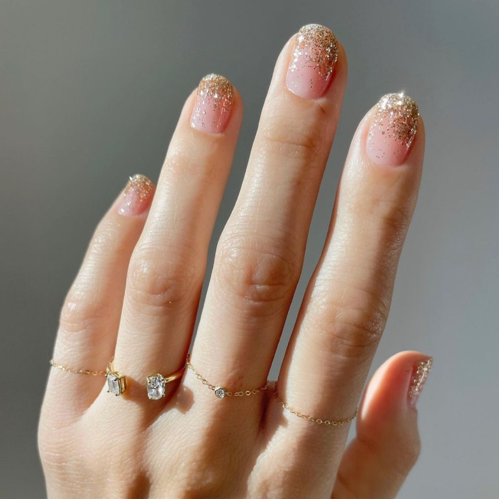 Short Square Rose Gold Glitter Gradient — Simple New Years Nails 2027