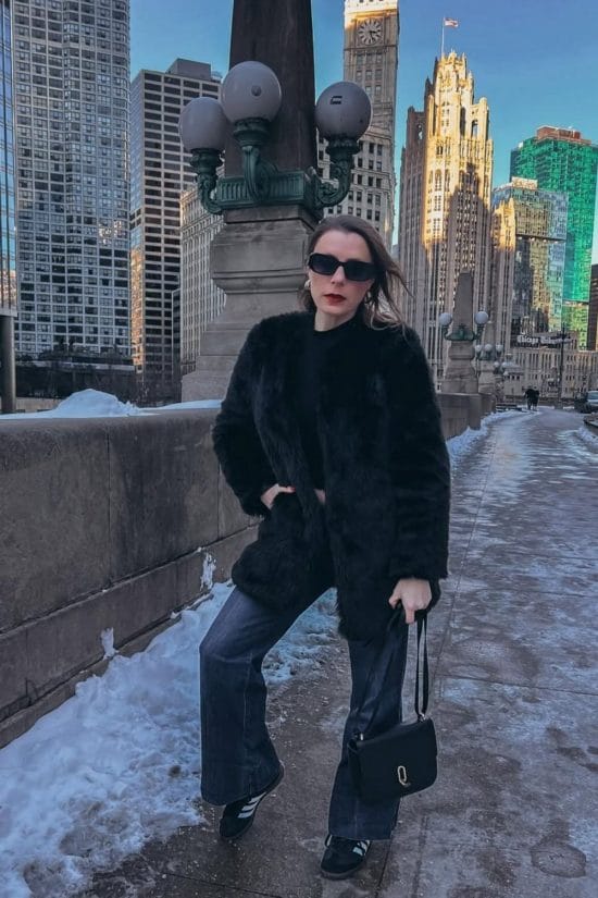 Stylish Black Faux Fur Jacket with Dark Jeans Stylish Black Faux Fur Jacket with Dark Jeans β Warm Winter Outfits