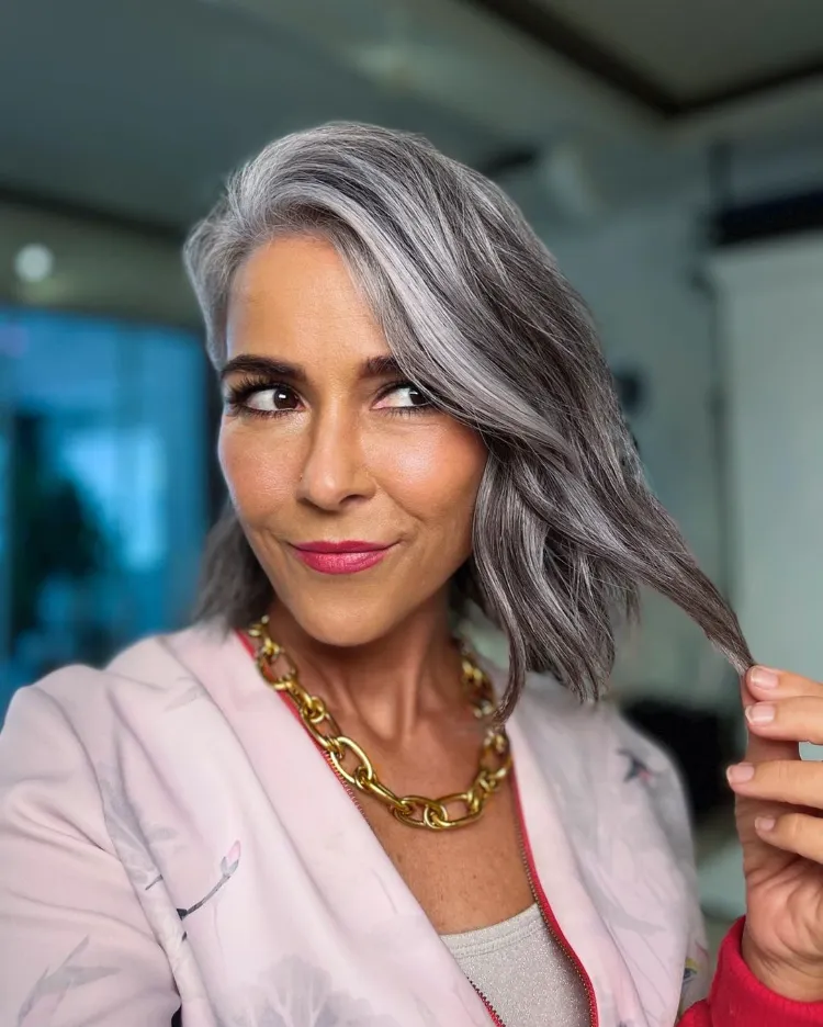 Gray With Silver Streaks Visual Idea Gray With Silver Streaks Visual Idea β Winter Haircuts for Gray Hair