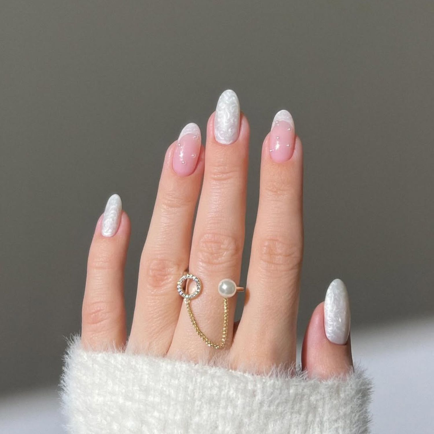 20 Winter White Nail Ideas for 2025