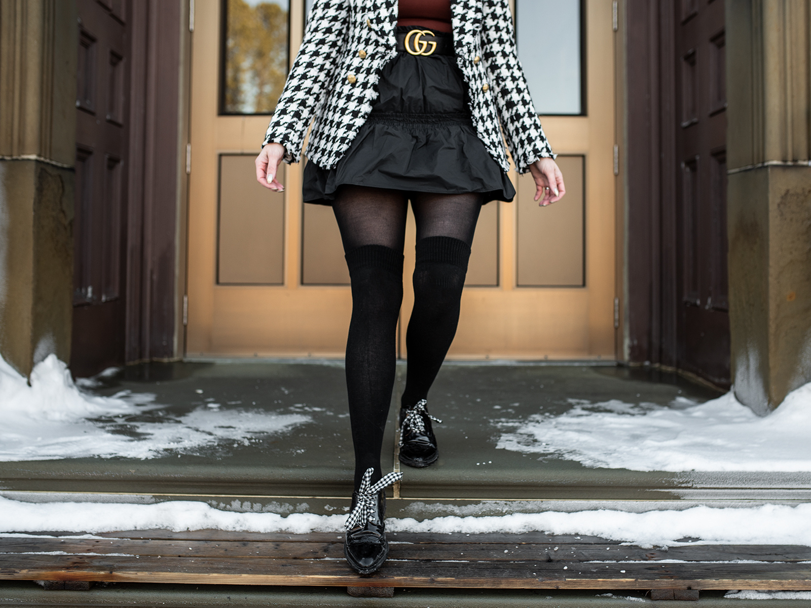Black Mini Skirt with Houndstooth Blazer and Thigh-High Socks Black Mini Skirt with Houndstooth Blazer and Thigh-High Socks β Winter Skirt Outfits