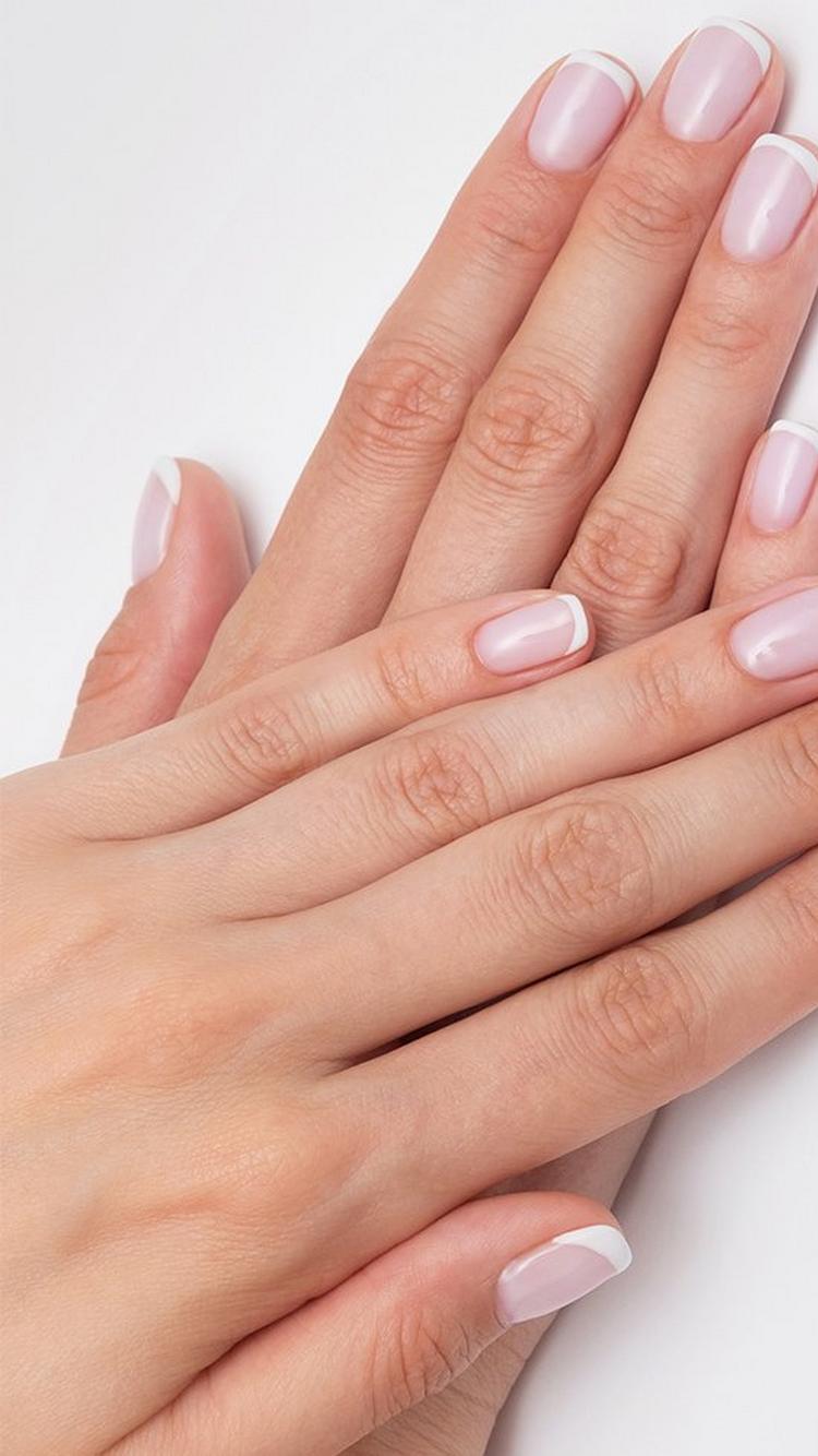Winter Visual Idea — Natural Winter Nails