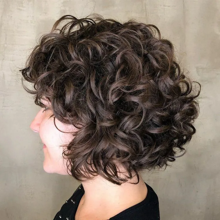 Chin Visual Idea Chin Visual Idea β Winter Hairstyles for Curly Hair