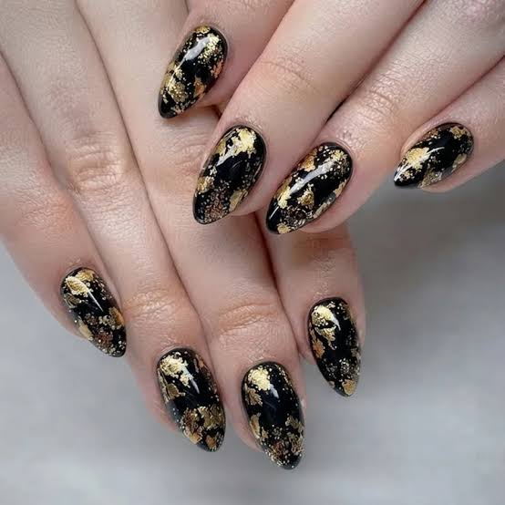 Black Gold Foil Accent Nails Black Gold Foil Accent Nails β Classy New Years Nails 2027